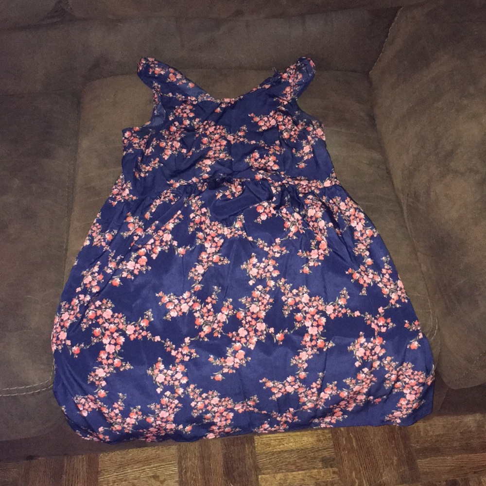 Women’s dress